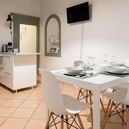 2 Rooms next to a market&Piazza Santa Croce Firenze Esterno foto